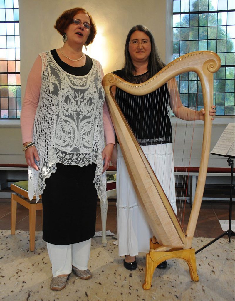 Das Duo mit Harfe